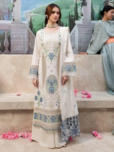 MAHNUR PREMIUM CHIKANKARI LAWN 3-PIECE UNSTITCHED SUIT