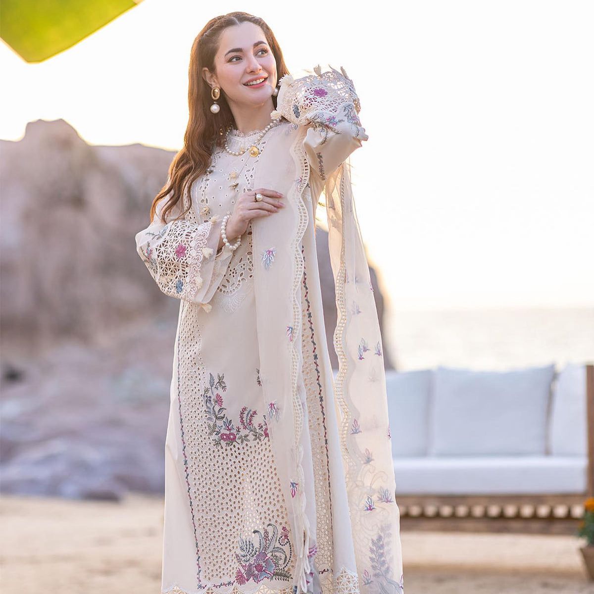 QALAMKAR (SELIN) 3PC UNSTITCHED LUXURY LAWN SUIT