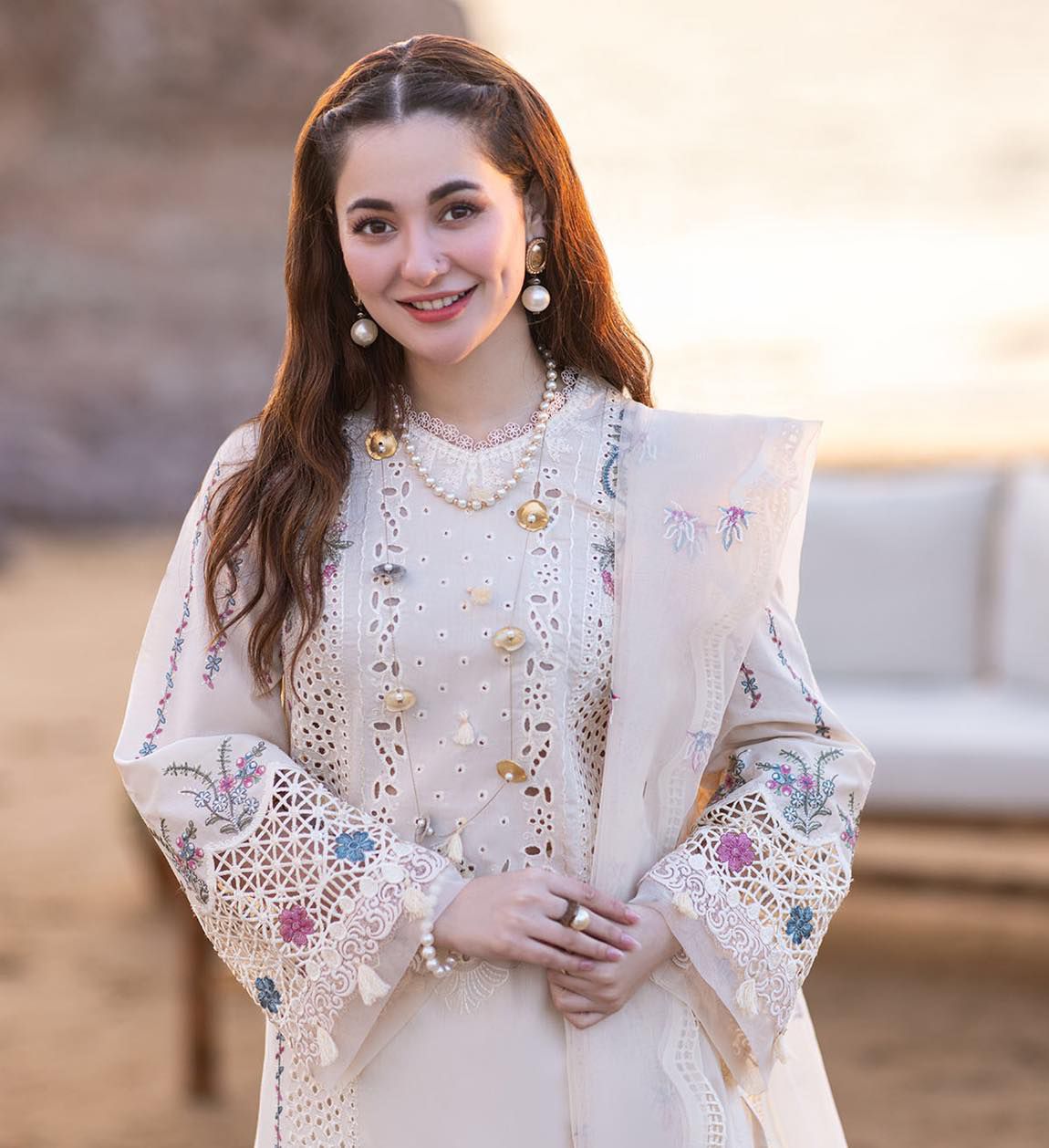 QALAMKAR (SELIN) 3PC UNSTITCHED LUXURY LAWN SUIT
