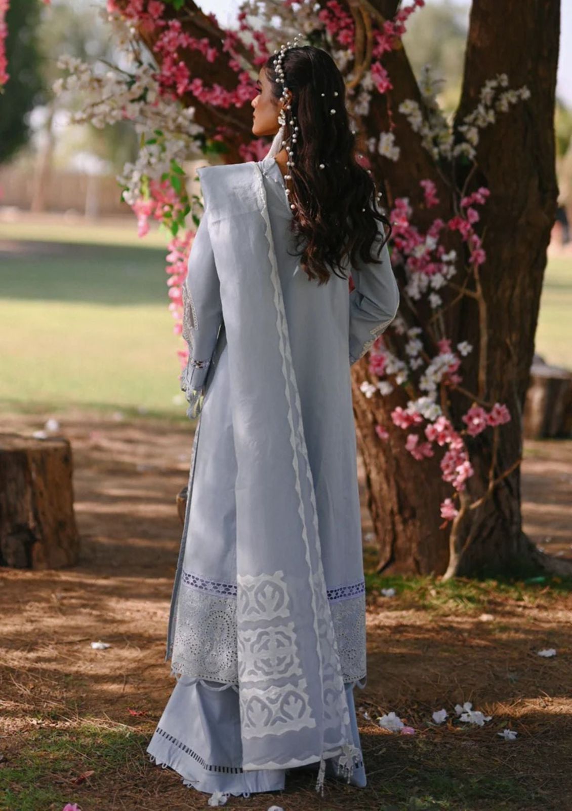 QALAMKAR QL-CF-06-LILLY – LAWN  3PC UNSTITCHED SUIT