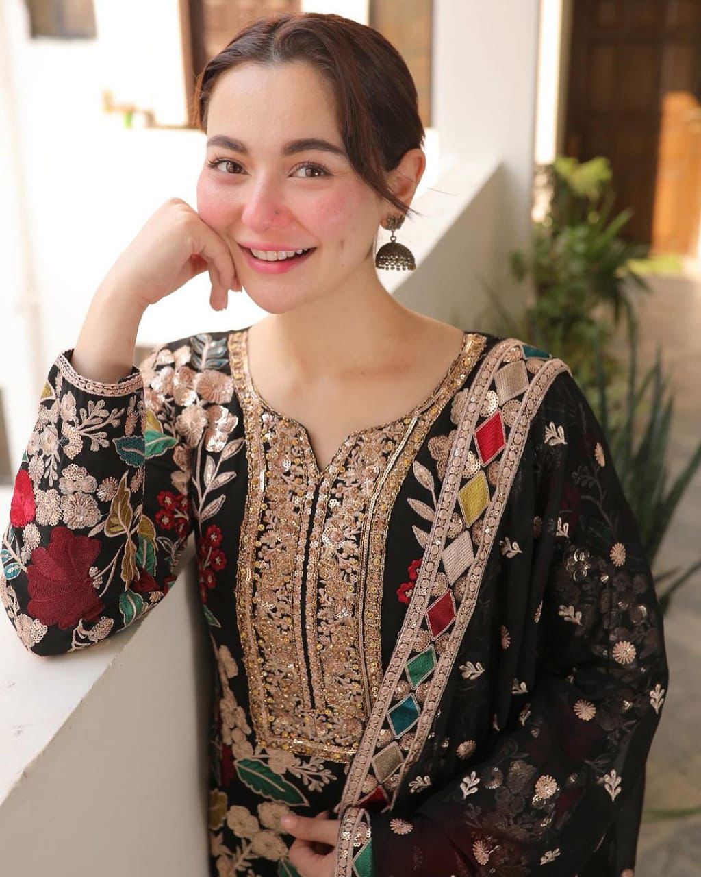 RANG RASIYA | HANIA AMIR | LUXURY FULLY HEAVY MULTI THREAD EMBROIDERED SEQUENCE WORK CHIFFON DRESS | UNSTITCHED 3-PIECE SUIT